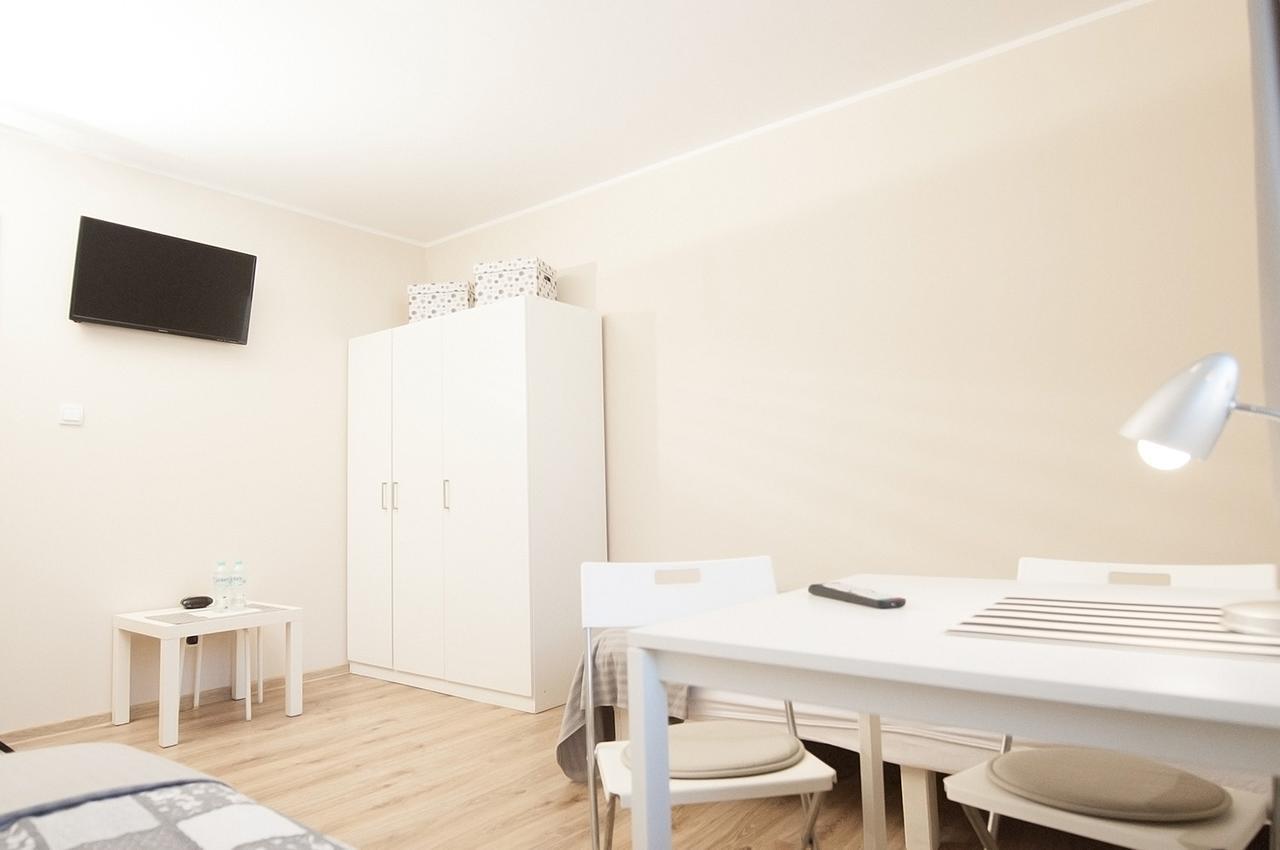 Apartamenty Na Debcu Poznan Dış mekan fotoğraf